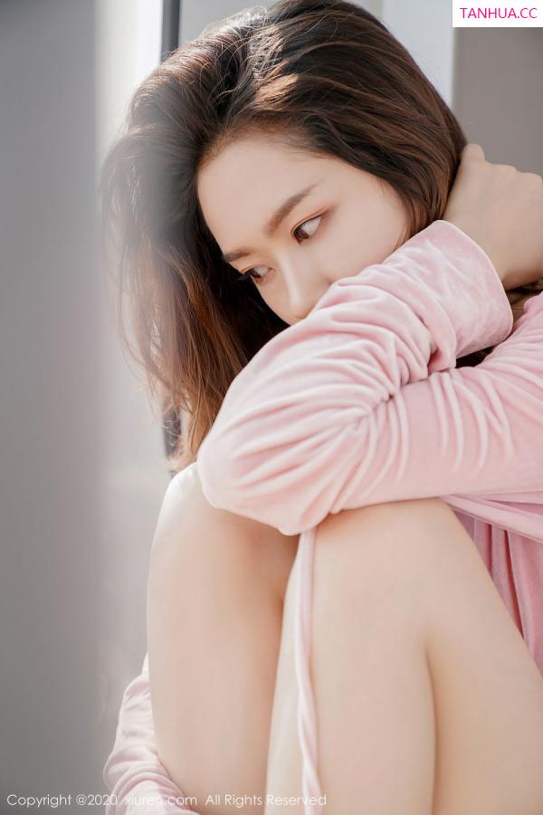 沐青  [XiuRen]高清写真图 2020.08.18 No.2456 方子萱第19张图片